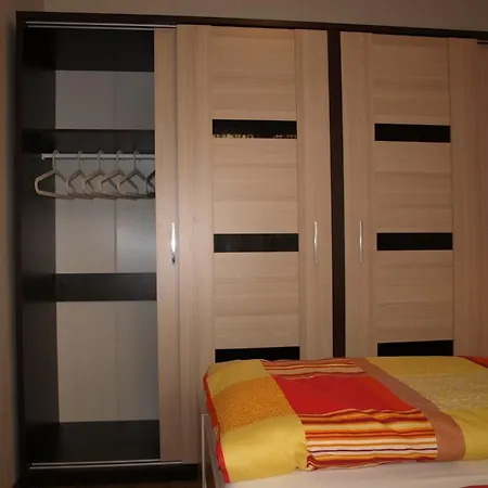 Halkovka Apartman *